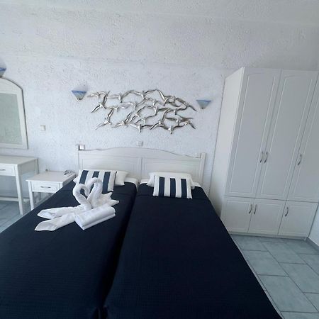 Marinas Studios Livadia  Oda fotoğraf