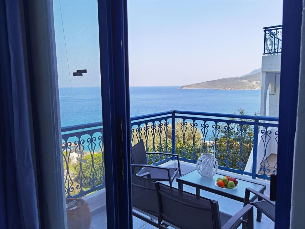 Marinas Studios Livadia  Dış mekan fotoğraf