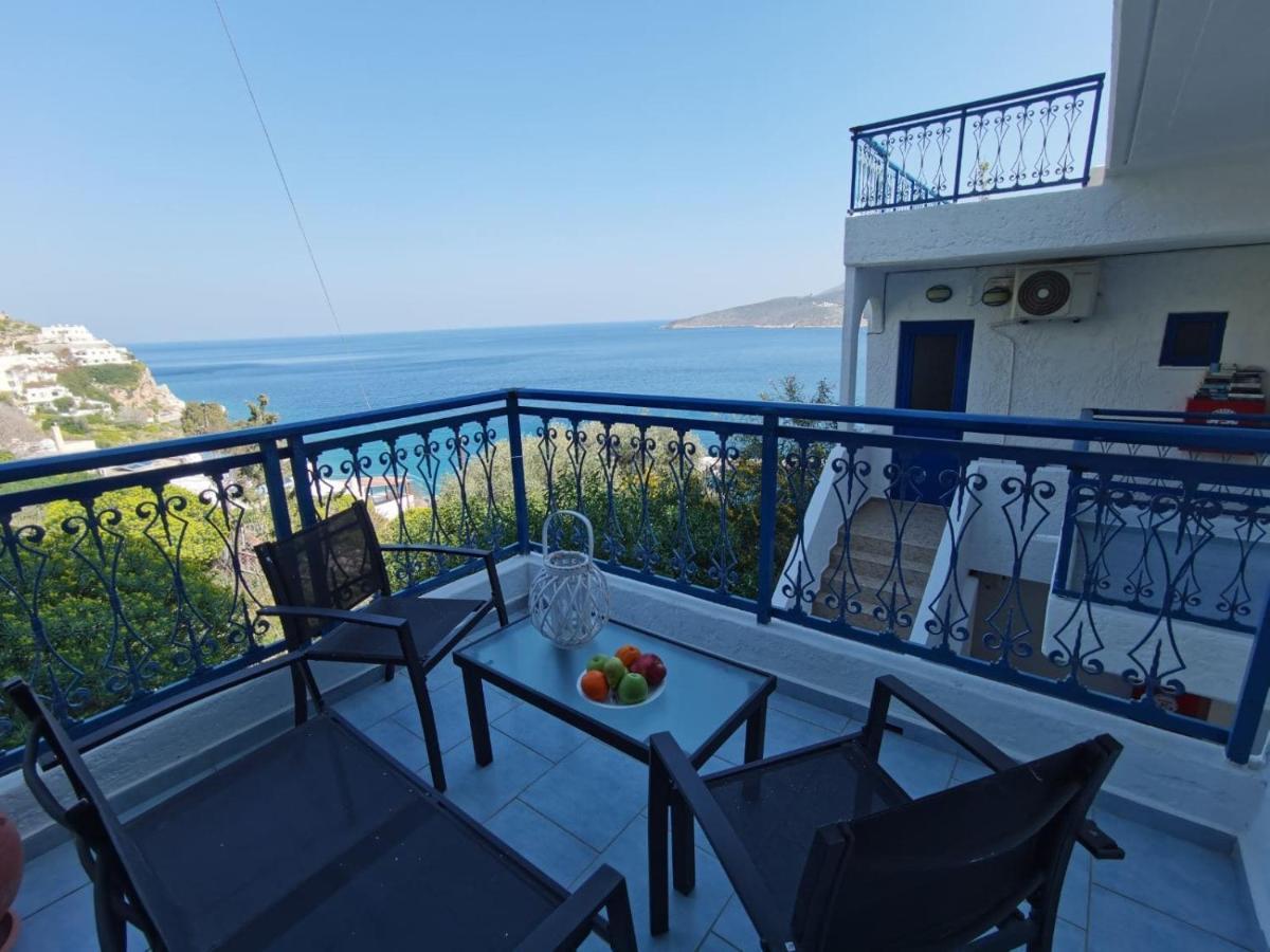 Marinas Studios Livadia  Dış mekan fotoğraf