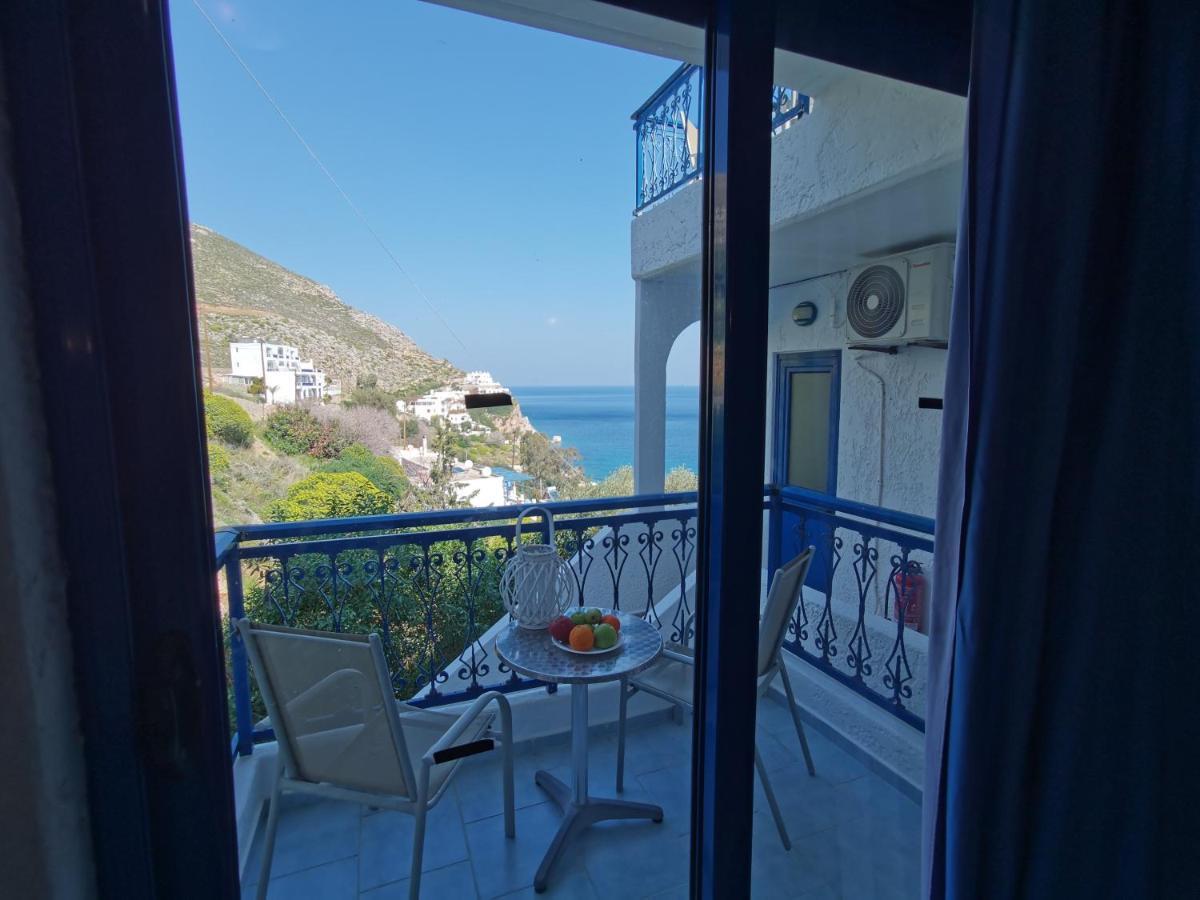 Marinas Studios Livadia  Dış mekan fotoğraf